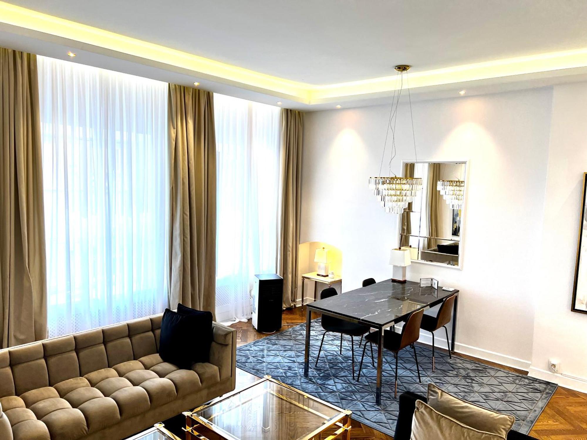 Luxury Apartments Mondrian Market Square III Warszawa Rom bilde